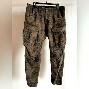 G STAR RAW Men’s Camouflage Print Cargo Trousers, Size: 34/30